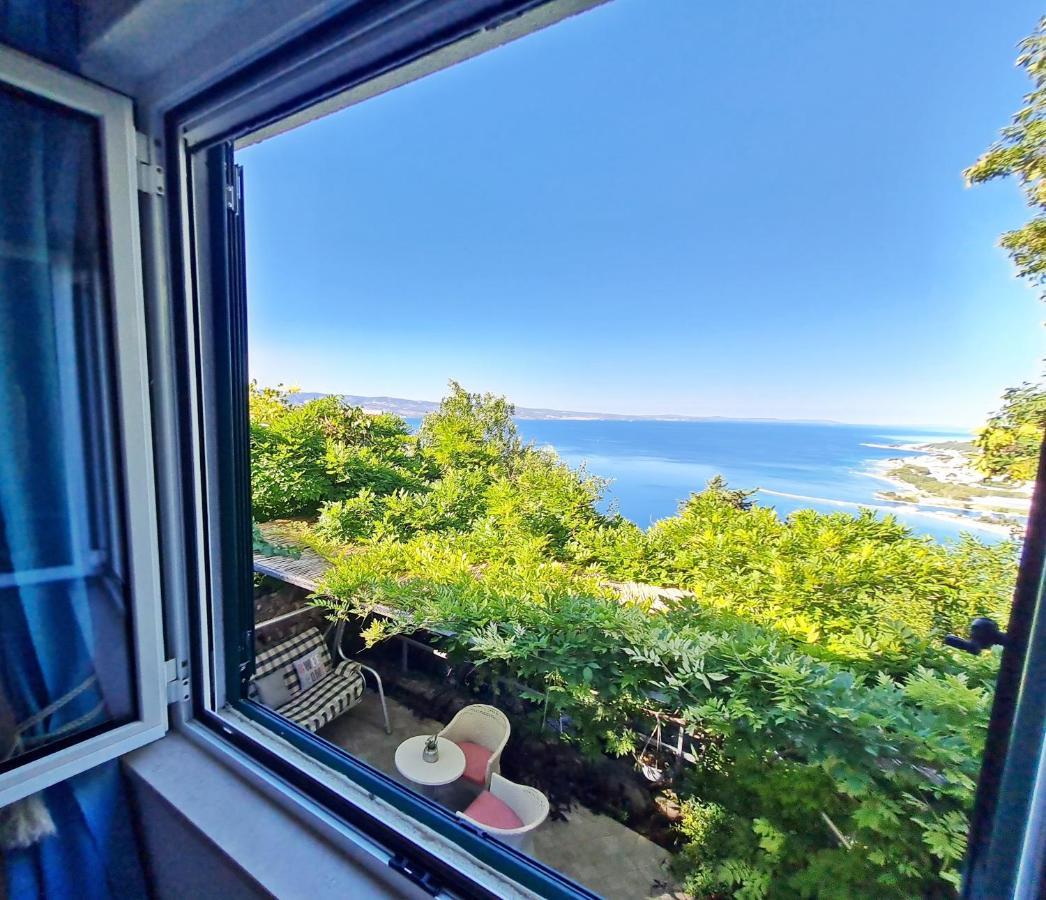 Apartment Ivana Borak Omis Bagian luar foto